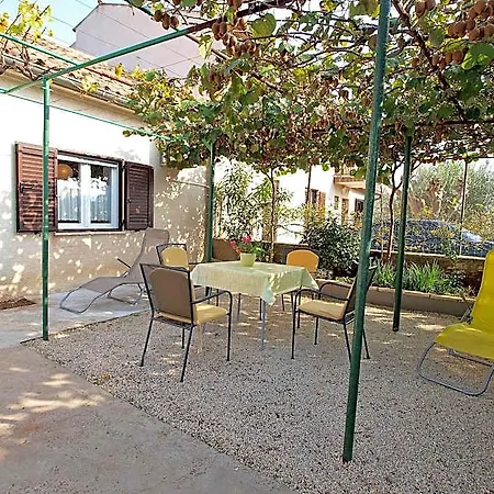 Hotel House 385